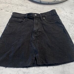 Madewell size 26 rigid denim a-line high waisted high rise black jean skirt